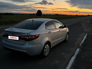 2014 Kia Rio III, серебристый, 555000 рублей, вид 5