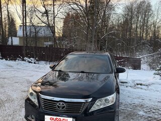 2012 Toyota Camry VII (XV50), чёрный, 1630000 рублей, вид 1