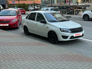 2013 Lada (ВАЗ) Granta I, белый, 400000 рублей, вид 3