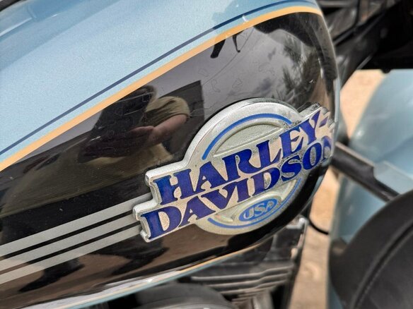 2007 Harley-Davidson Electra Glide, голубой, 949000 рублей - вид 3