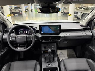 2025 Toyota Hilux IX, белый, 7300000 рублей, вид 5