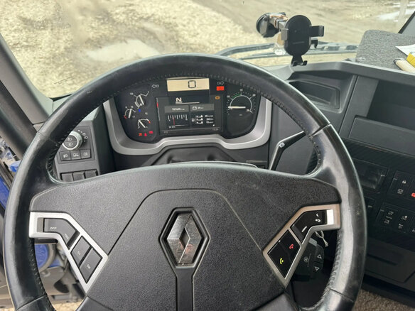 2021 Renault T-Series, синий - вид 7