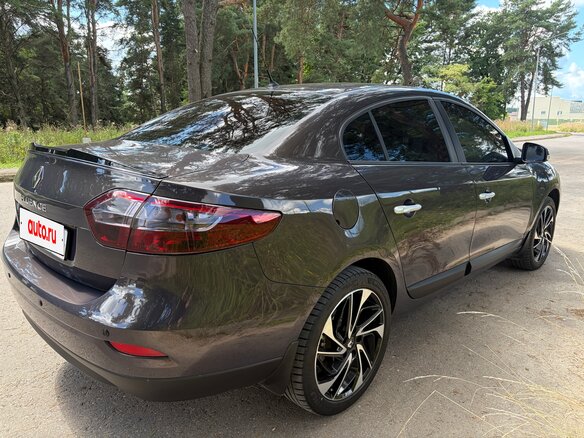 2013 Renault Fluence I Рестайлинг, коричневый, 900000 рублей - вид 2
