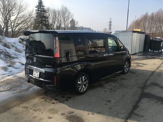 2017 Honda Stepwgn Spada V Рестайлинг, чёрный, 2100000 рублей, вид 4
