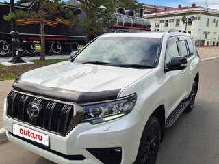 2022 Toyota Land Cruiser Prado 150 Series Рестайлинг 3, белый, 6350000 рублей, вид 1