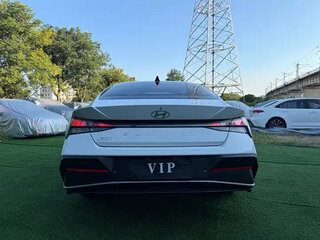 2023 Hyundai Elantra VII (CN7) Рестайлинг, белый, 1205000 рублей, вид 4