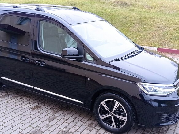 2026 Volkswagen Caddy Maxi V, чёрный, 5550000 рублей - вид 2