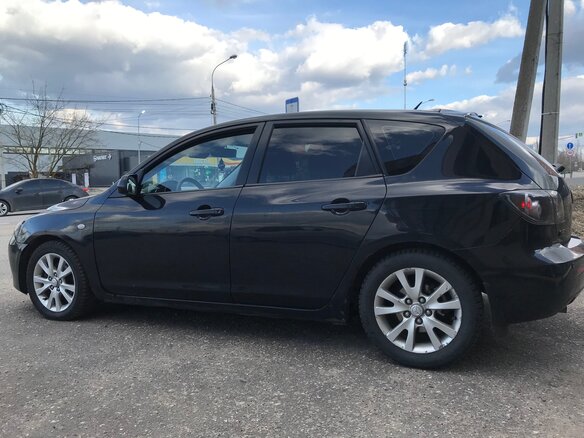2006 Mazda 3 I (BK) Рестайлинг, чёрный, 430000 рублей - вид 2