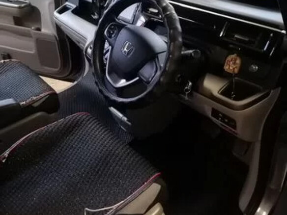 2017 Honda Stepwgn V Рестайлинг, серый, 1950000 рублей - вид 10