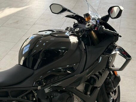 2025 BMW S 1000 RR, чёрный, 2280000 рублей, вид 4