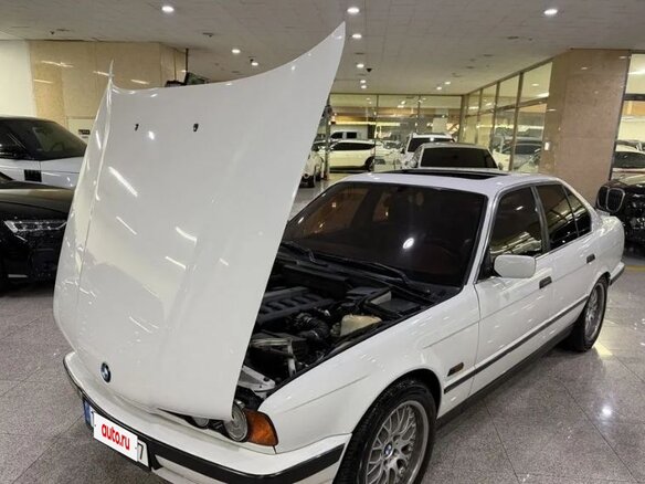 1995 BMW 5 серии 520i III (E34), белый, 2300000 рублей - вид 17