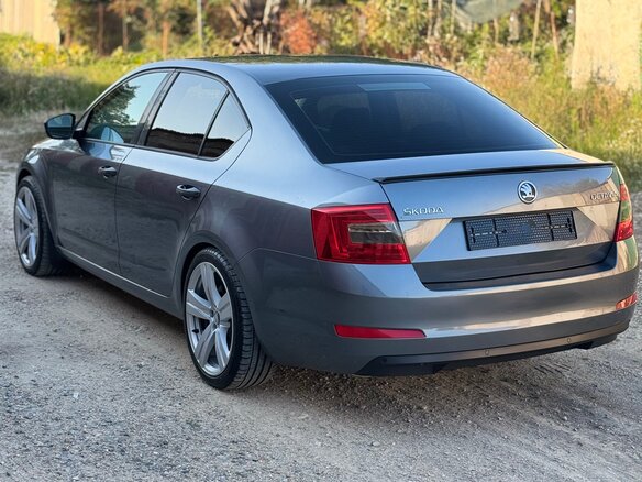 2014 Skoda Octavia III (A7), серый, 1300000 рублей - вид 6