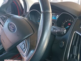 2018 Ford Focus III Рестайлинг, красный, 990000 рублей, вид 5