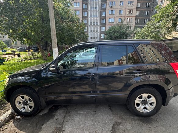 2010 Suzuki Grand Vitara II Рестайлинг, чёрный, 1200000 рублей - вид 4