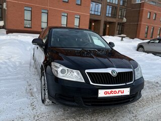 2011 Skoda Octavia II (A5) Рестайлинг, чёрный, 670000 рублей, вид 3