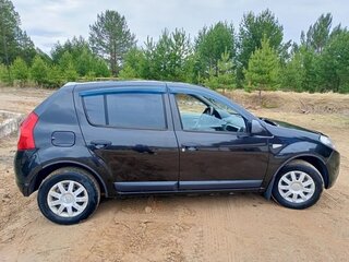 2011 Renault Sandero I, чёрный, 440000 рублей, вид 2