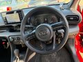 2021 Toyota Yaris IV, красный, 699776 рублей - вид 8