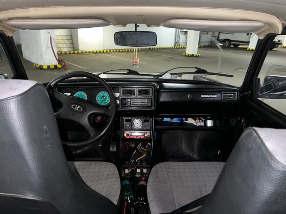 2003 Lada (ВАЗ) 2104 4-speed, пурпурный - вид 18