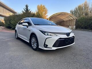2022 Toyota Corolla Sporty XII (E210), белый, 1640000 рублей, вид 3