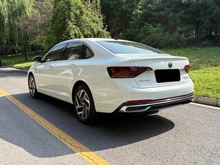 2022 Volkswagen Sagitar III Рестайлинг, белый, 1522000 рублей, вид 3