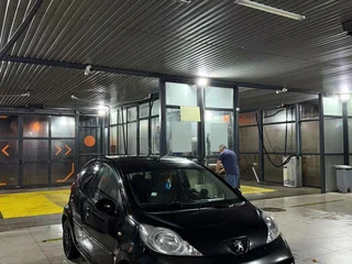 2008 Peugeot 107 I, чёрный, 280000 рублей, вид 3