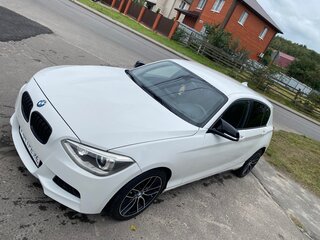 2011 BMW 1 серии 118i II (F20/F21), белый, 1200000 рублей, вид 5