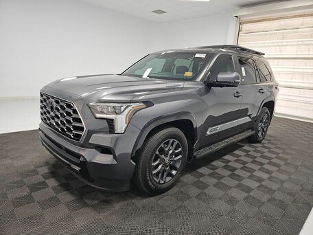 Toyota Sequoia III
