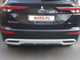 2021 Mitsubishi Outlander IV, чёрный, 4700000 рублей, вид 5