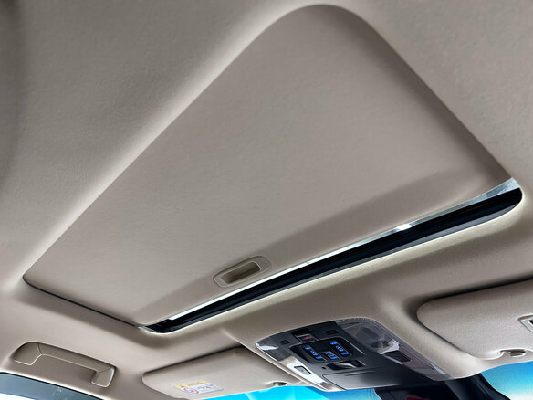 2019 Toyota Alphard III Рестайлинг, бежевый - вид 24