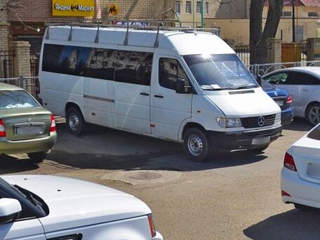 1999 Mercedes-Benz Sprinter, белый, 600000 рублей, вид 1