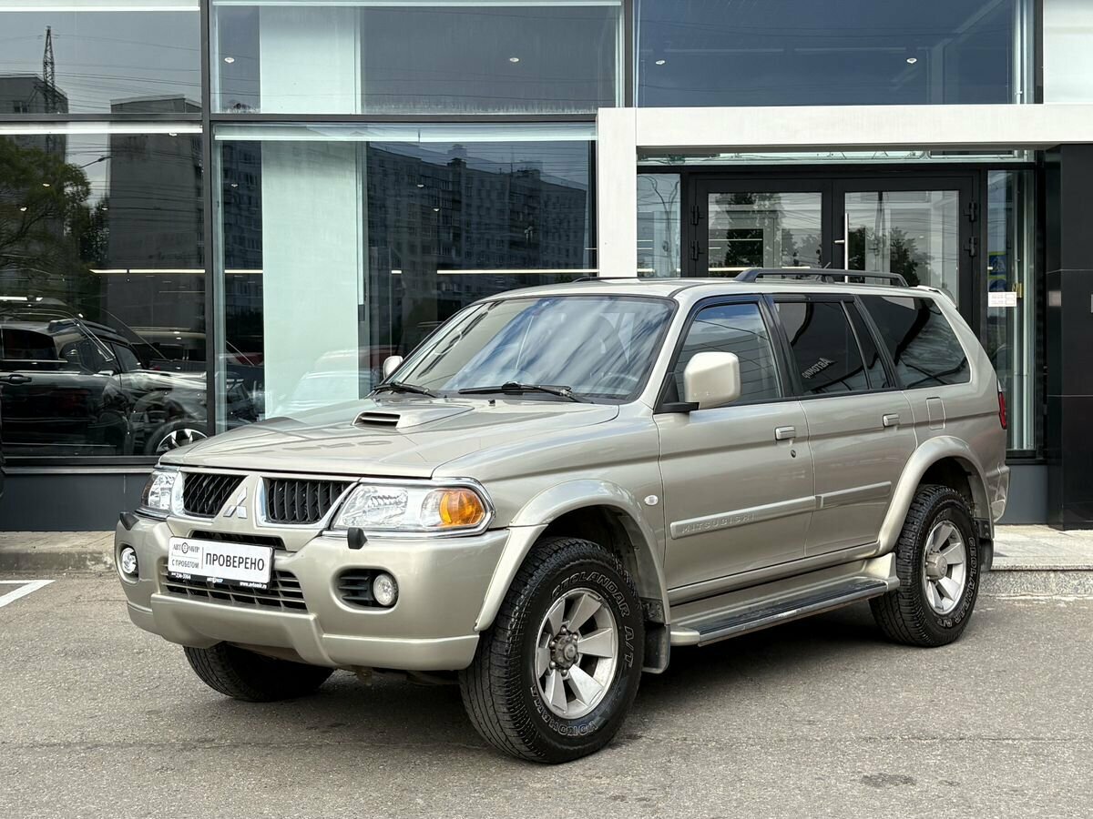Открыть фотографии: Mitsubishi Pajero Sport I Рестайлинг