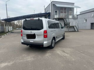 2017 Peugeot Traveller Long I, серебристый, 2200000 рублей, вид 4