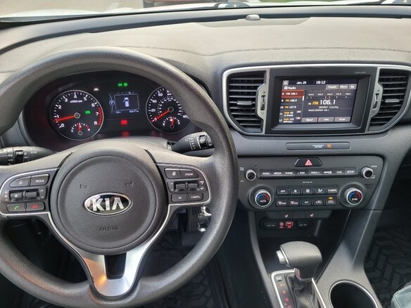 2017 Kia Sportage IV, белый, 1970000 рублей - вид 5