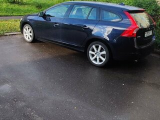 2016 Volvo V60 I Рестайлинг, синий, 1300000 рублей, вид 2