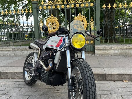 1983 Honda CX, белый, 400000 рублей, вид 3