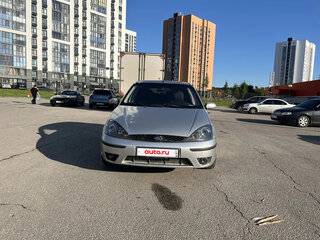 2004 Ford Focus I Рестайлинг, серебристый, 280000 рублей, вид 4