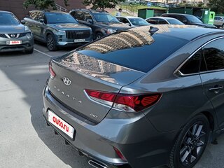 2018 Hyundai Sonata VII (LF) Рестайлинг, серый, 1750000 рублей, вид 4