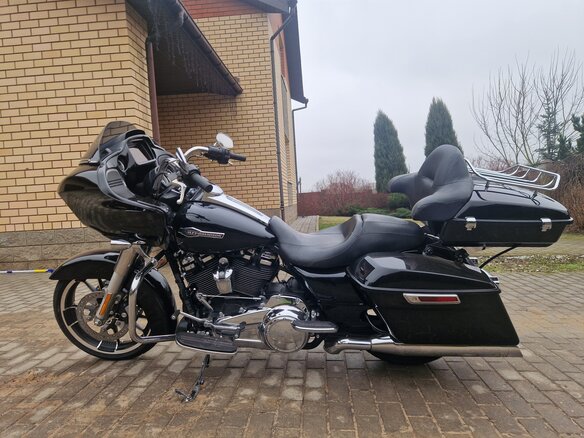 2021 Harley-Davidson Road Glide, чёрный, 1430000 рублей - вид 1