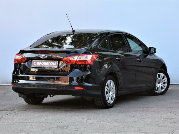 2013 Ford Focus III, чёрный - вид 2