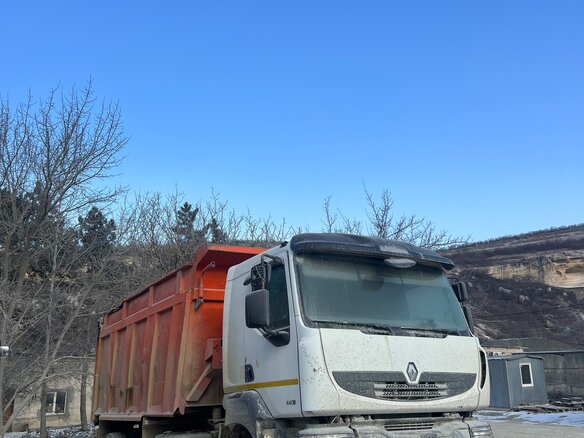 2012 Renault Kerax, белый, 2500000 рублей - вид 2