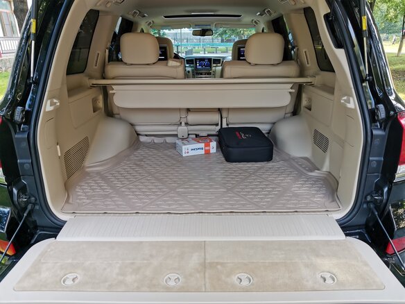 2013 Lexus LX 570 III Рестайлинг, чёрный - вид 9