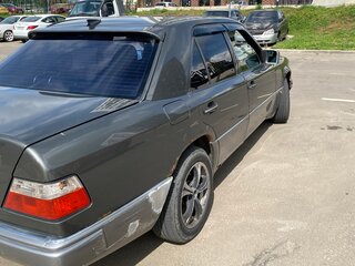 1987 Mercedes-Benz W124 230, серый, 199000 рублей, вид 4