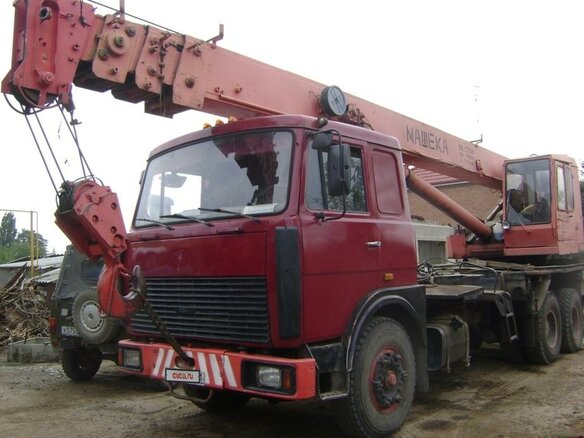 1993 Машека КС-3579, красный, 1600000 рублей - вид 1