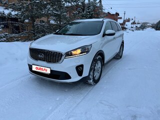 2018 Kia Sorento III Prime Рестайлинг, белый, 2650000 рублей, вид 2