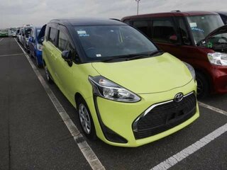 2018 Toyota Sienta II Рестайлинг, зелёный, 1100000 рублей, вид 3