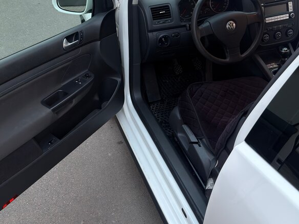 2008 Volkswagen Golf V, белый, 560000 рублей - вид 15