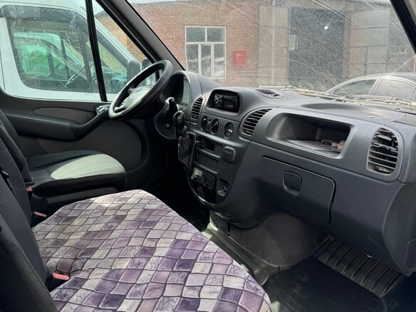 2015 Mercedes-Benz Sprinter Classic, белый, 1300000 рублей - вид 2