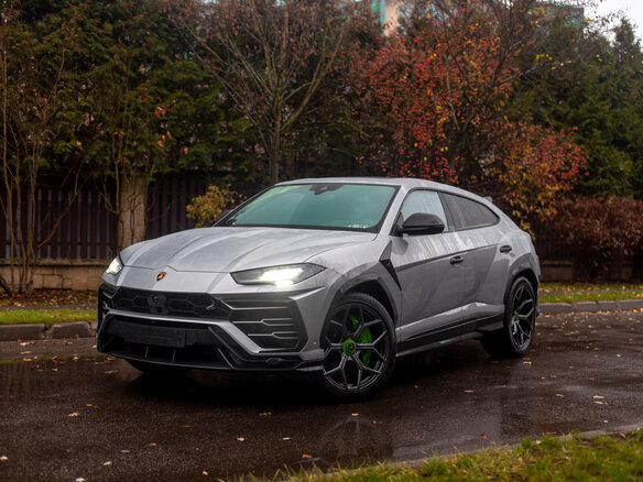 2020 Lamborghini Urus I, серебристый