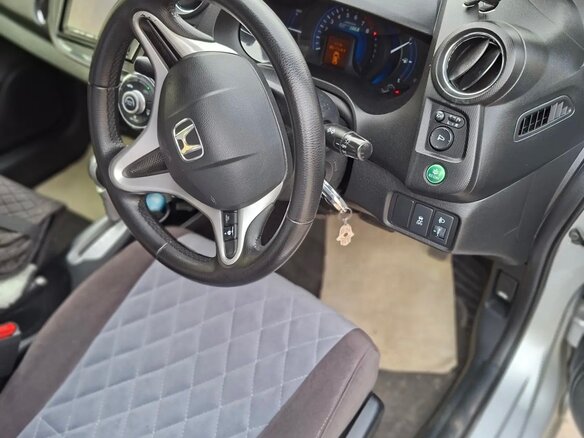 2012 Honda Insight II Рестайлинг, серый, 783000 рублей - вид 5
