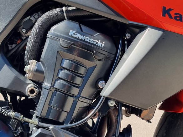 2010 Kawasaki Z 1000, белый, 750000 рублей - вид 5